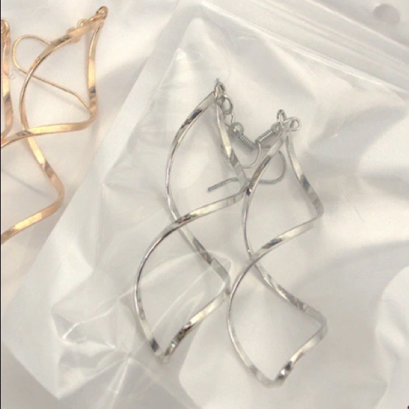 ๐๐๐ฒFIRM๐โBUNDLEโ๐4 DISCOUNT! SPIRALS!๐๐SEXY - Picture 6 of 8